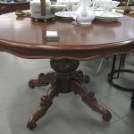 557 7228 DINING TABLE